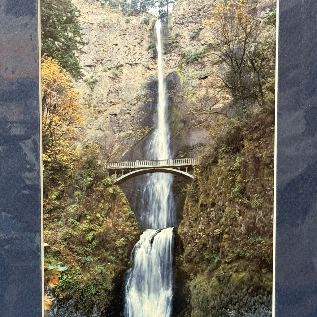 Multnomah Falls, Classic View – Signed Sherrill Photo Print 8x10